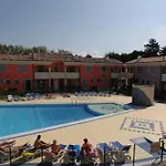 Daire Modern With Swimming Pool *