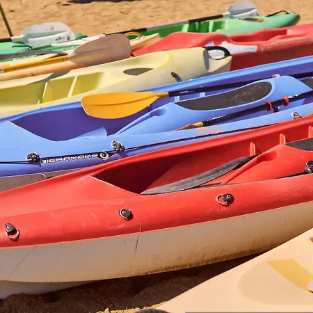 Modern With Swimming Pool ביביונה