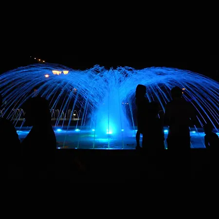 Modern With Swimming Pool 비비오네