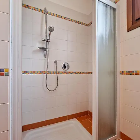 Modern With Swimming Pool Appartement